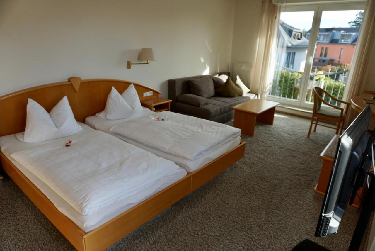 Отель Engelberg 24H Check In Ванген-им-Альгой Экстерьер фото
