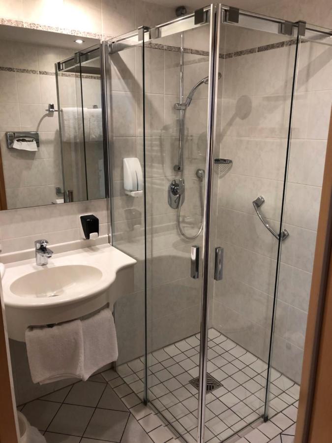 Отель Engelberg 24H Check In Ванген-им-Альгой Экстерьер фото